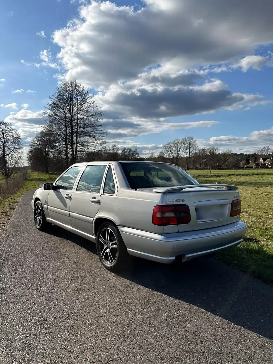 Gebraucht Volvo S70 140 PS (102 kW) 1997 Silber Limousine
