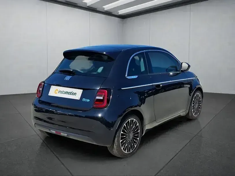 Gebraucht Fiat 500e La Prima 86 kW (118 PS) 2022 Schwarz Kleinwagen