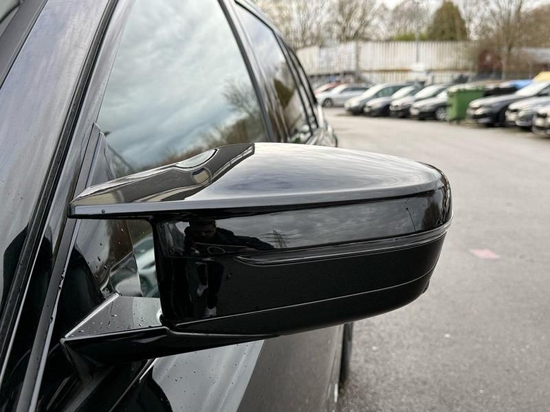 Gebraucht BMW M340 Performance 340 PS (250 kW) 2026 Schwarz Limousine