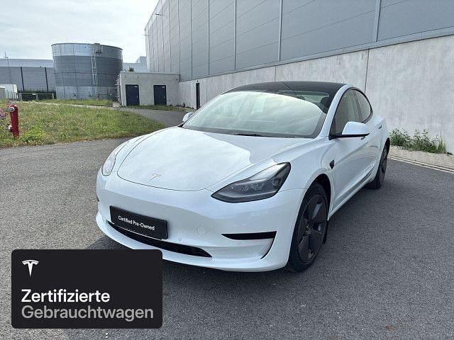 Weiß Gebraucht 2021 Tesla Model 3 RWD Limousine | 24.500 € (Fairer Preis) - Bild 1/4