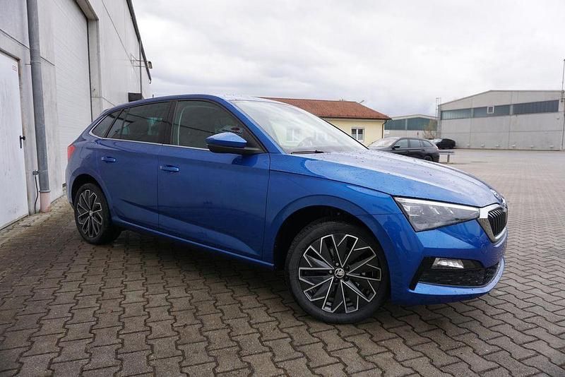 Gebraucht Skoda Scala Style 110 PS (80 kW) 2023 Race blau Kleinwagen