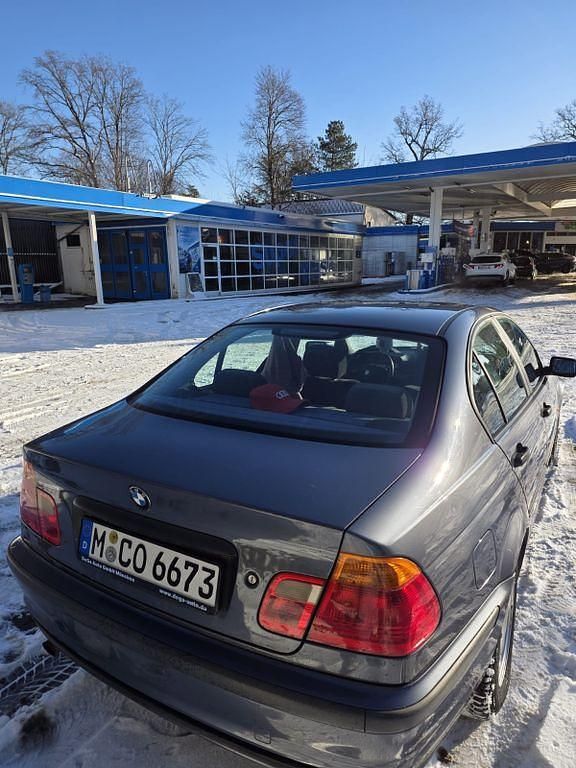 Gebraucht BMW 318 116 PS (85 kW) 1998 Grau Limousine