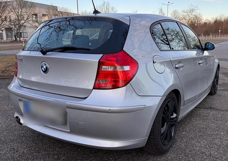 Gebraucht BMW 116 110 PS (80 kW) 2007 Silber Kleinwagen