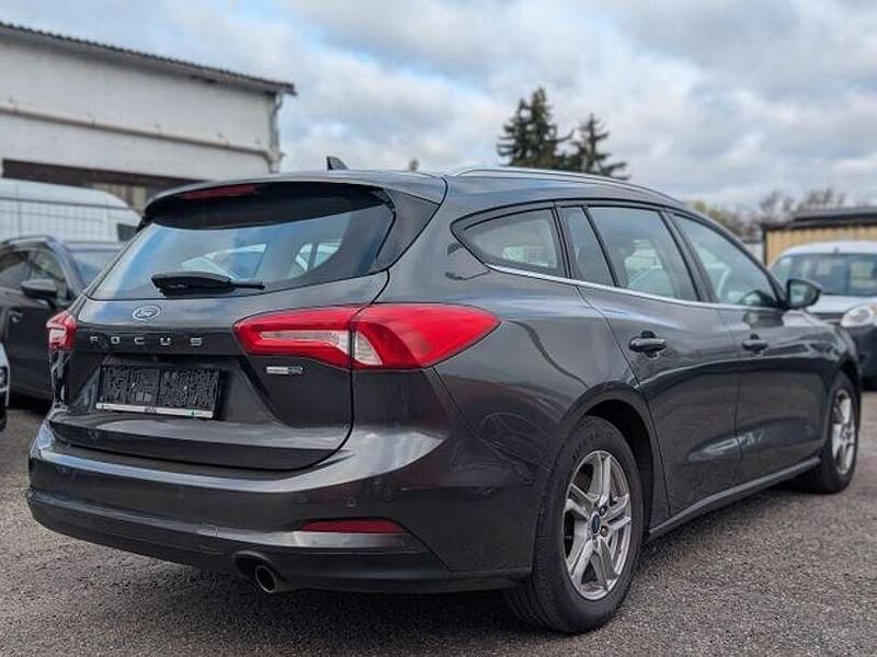 Gebraucht Ford Focus 125 PS (91 kW) 2021 Grau Limousine