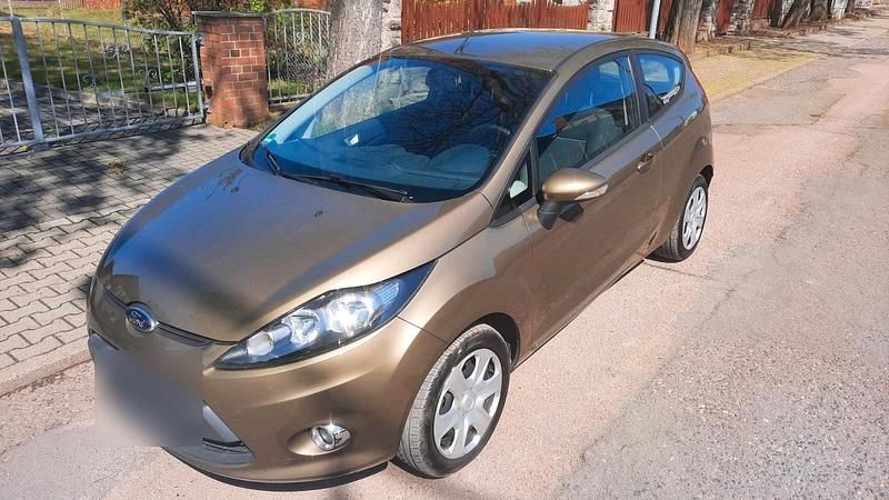Gebraucht Ford Fiesta 97 PS (71 kW) 2012 Andere farben Kleinwagen
