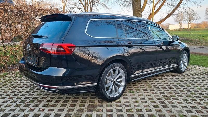 Gebraucht VW Passat R-line 150 PS (110 kW) 2015 Schwarz Kombi