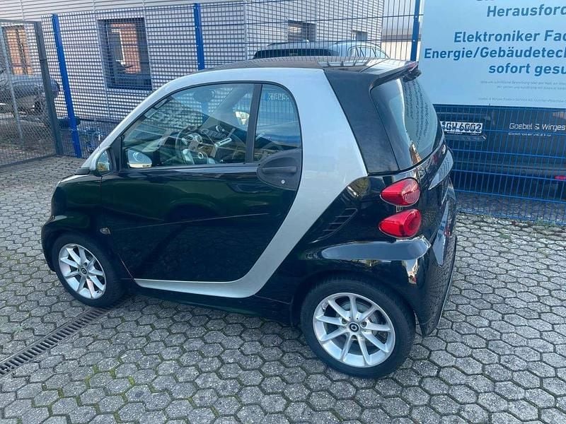 Gebraucht Smart ForTwo Coupé 71 PS (52 kW) 2014 Schwarz Coupé