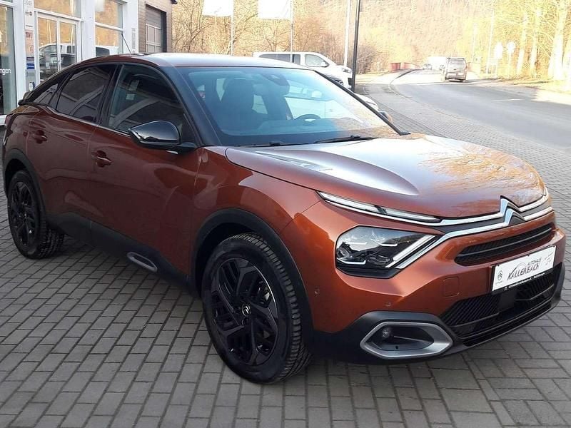 Gebraucht Citroën C4 Shine 155 PS (114 kW) 2021 Karamel braun Limousine