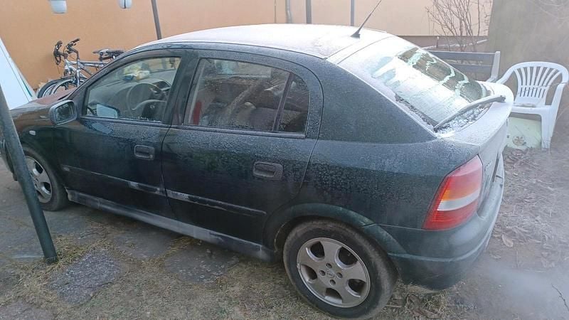 Grün Gebraucht 1999 Opel Astra Edition Coupé | 800 € (Superpreis) - Bild 1/4