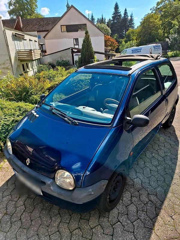 Blau Gebraucht 2000 Renault Twingo Kleinwagen | 990 € (Fairer Preis) - Bild 1/4