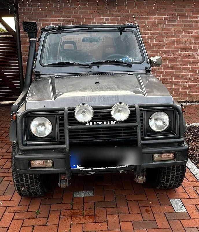 Schwarz Gebraucht 1986 Suzuki Samurai SUV | 4.000 € - Bild 1/4