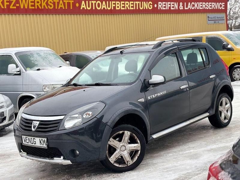 Gebraucht Dacia Sandero Stepway 84 PS (61 kW) 2011 Blau Limousine