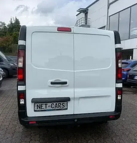Gebraucht Renault Trafic 125 PS (91 kW) 2018 Weiß Van / Kleinbus