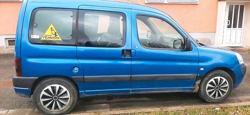Gebraucht Peugeot Partner 90 PS (66 kW) 2004 Blau Van / Kleinbus