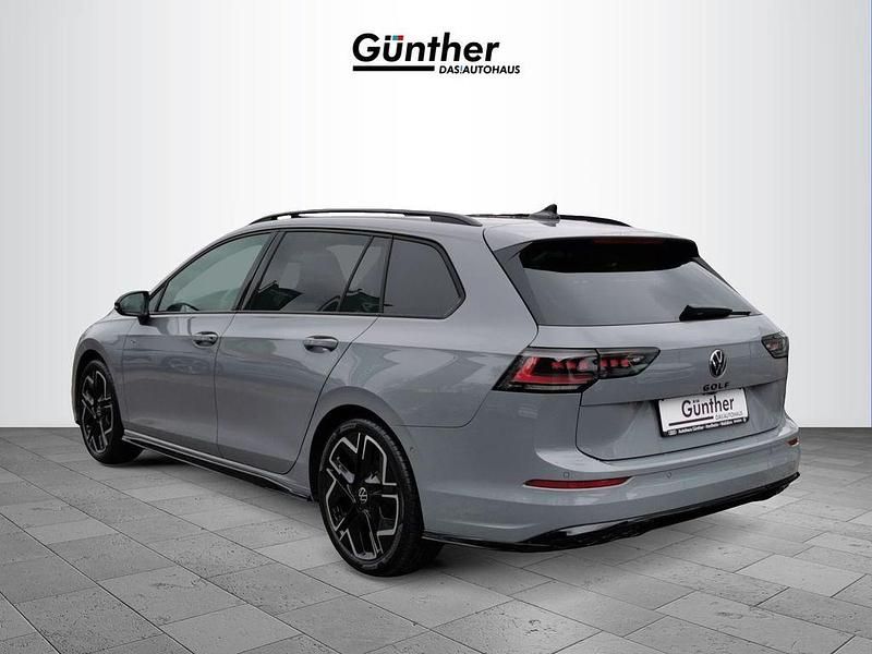 Neu VW Golf VIII R-line 150 PS (110 kW) 2026 Mondsteingrau Kombi