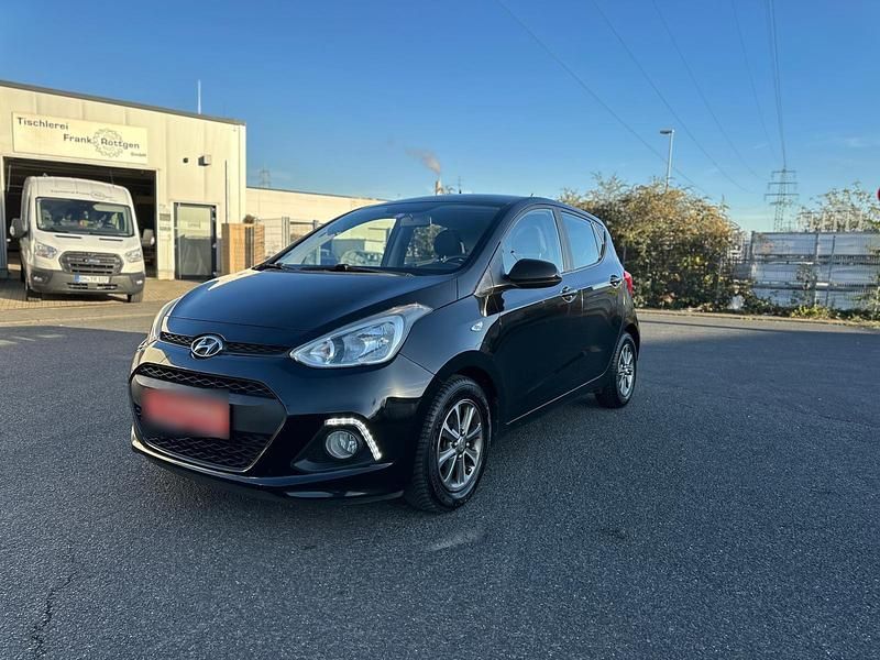 Gebraucht Hyundai i10 2015 Schwarz Kleinwagen