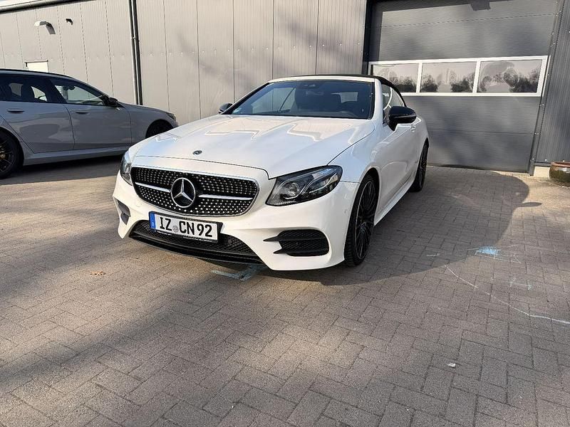 Gebraucht Mercedes E350 299 PS (219 kW) 2020 Weiß Cabrio