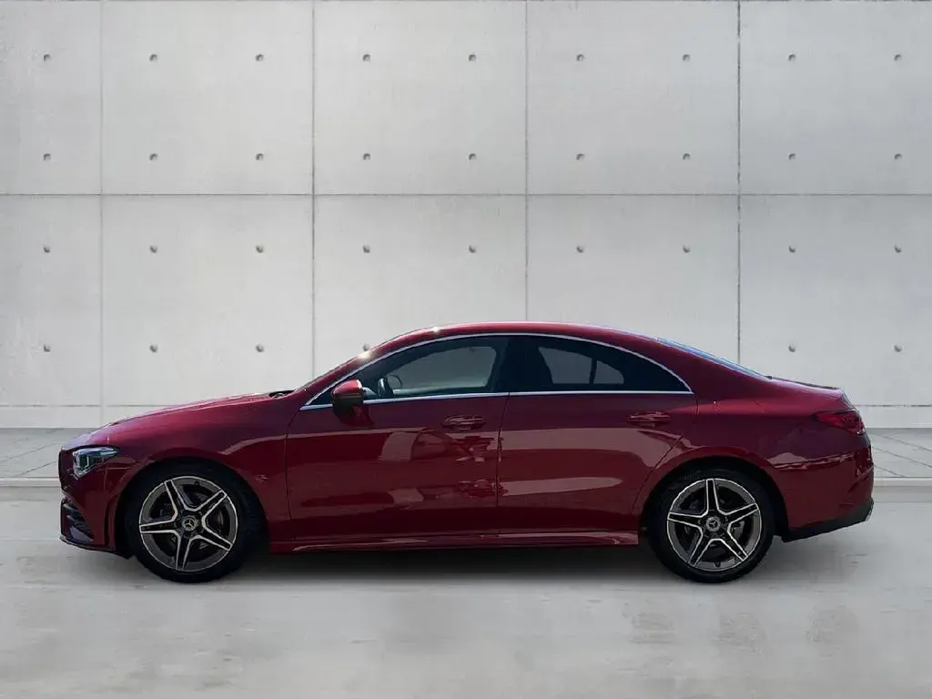 Gebraucht Mercedes CLA180 136 PS (100 kW) 2020 Rot Coupé