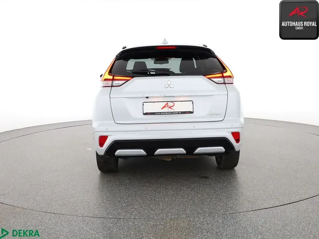 Gebraucht Mitsubishi Eclipse Cross Select 188 PS (138 kW) 2022 Weiß SUV