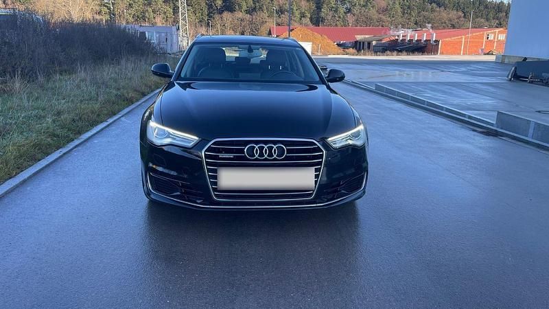Gebraucht Audi A6 Ambiente 272 PS (200 kW) 2015 Schwarz Kombi