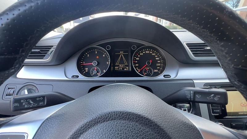 Gebraucht VW CC 140 PS (102 kW) 2011 Schwarz Limousine