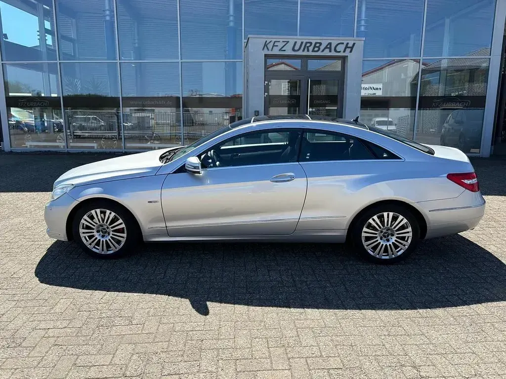 Second-hand Mercedes E350 231 CP (169 kW) 2011 Argintiu Coupe