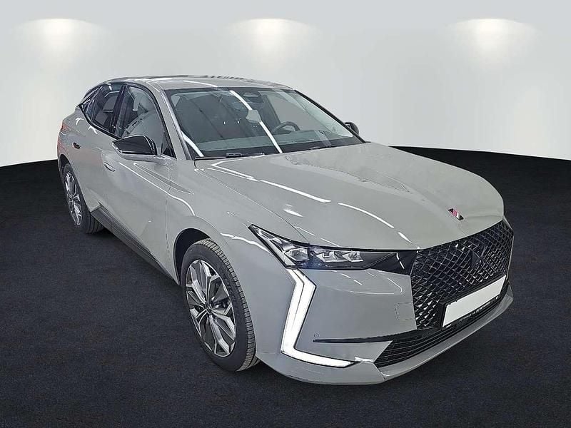 Gebraucht DS Automobiles DS4 Performance 131 PS (96 kW) 2023 Lackierung lacquered grey/typ SUV