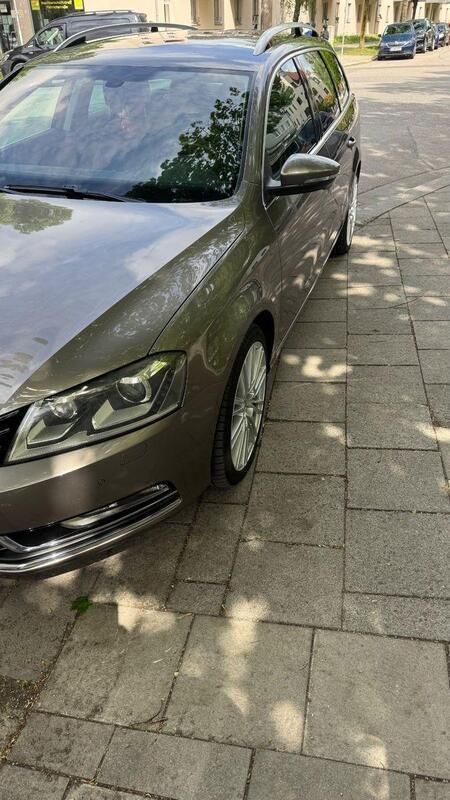 Beige Gebraucht 2011 VW Passat Exclusive Kombi | 8.300 € (Fairer Preis) - Bild 1/4