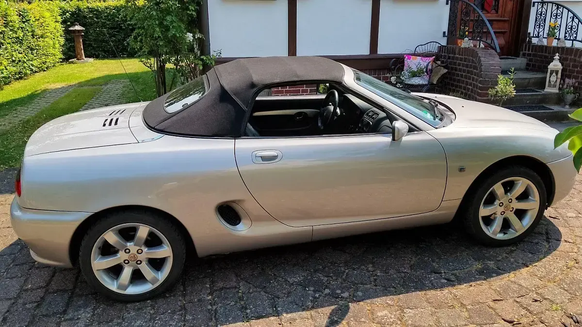 Gebraucht MG F 120 PS (88 kW) 2001 Silber Cabrio