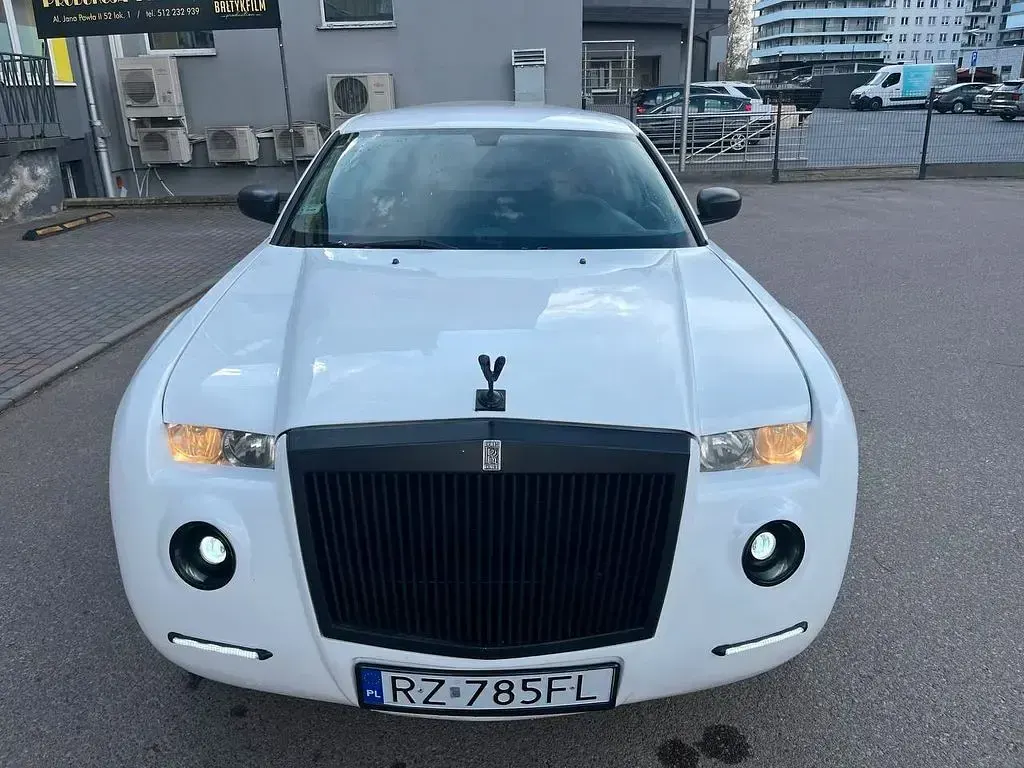 Gebraucht Chrysler 300C 193 PS (141 kW) 2007 Weiß Limousine
