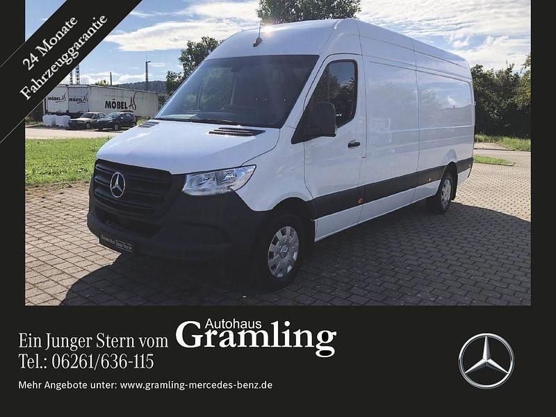 Weiß Gebraucht 2021 Mercedes Sprinter Van | 32.589 € (Fairer Preis) - Bild 1/4
