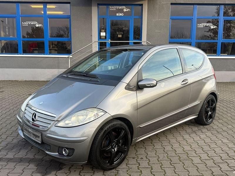 Kometgrau metalliclack Gebraucht 2005 Mercedes A200 Limousine | 5.550 € (Fairer Preis) - Bild 1/4
