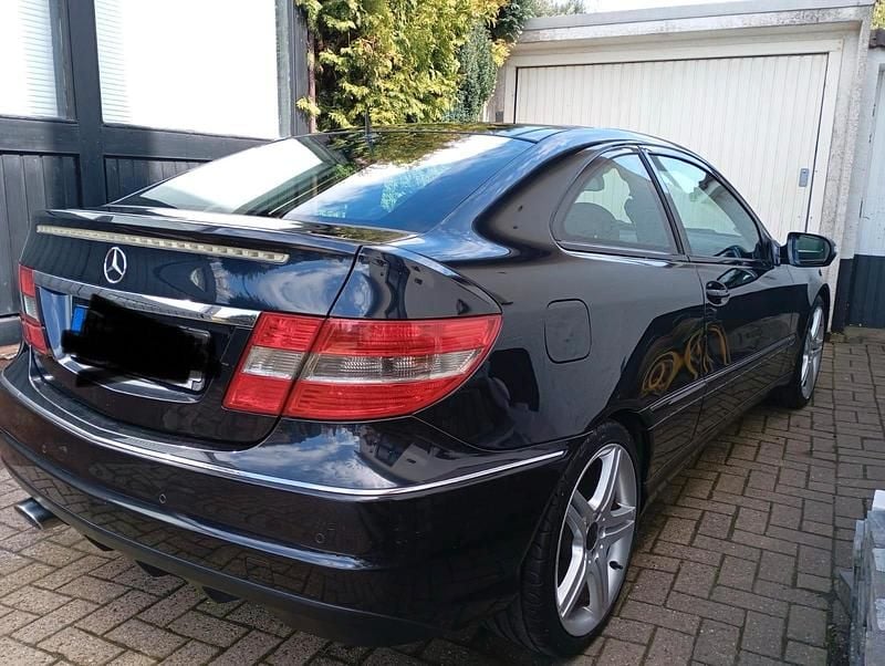 Gebraucht Mercedes CLC220 150 PS (110 kW) 2009 Blau Kleinwagen