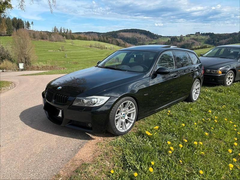 Gebraucht BMW 335 Basis 306 PS (225 kW) 2007 Schwarz Kombi