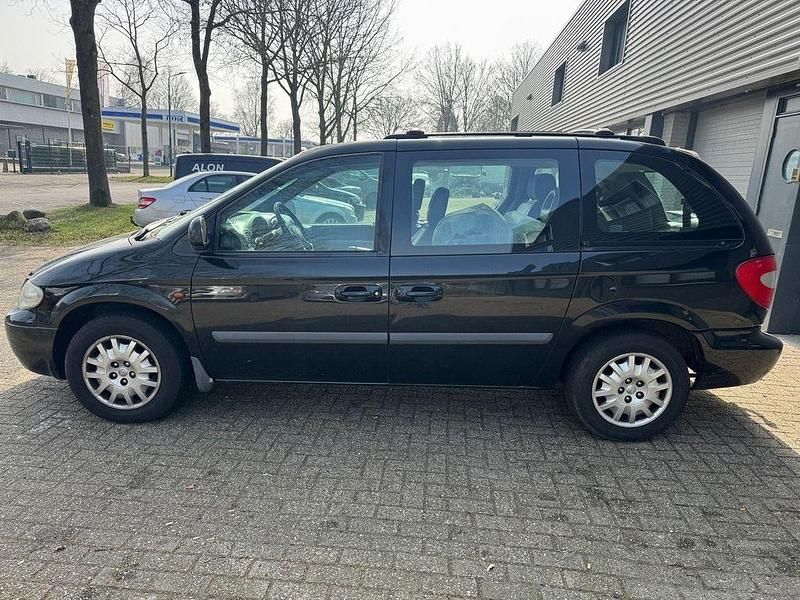 Gebraucht Chrysler Voyager 174 PS (127 kW) 2007 Schwarz Van / Kleinbus