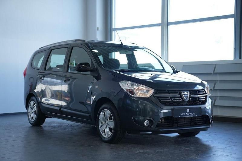 Gebraucht Dacia Lodgy Comfort 102 PS (75 kW) 2021 Grau Van / Kleinbus