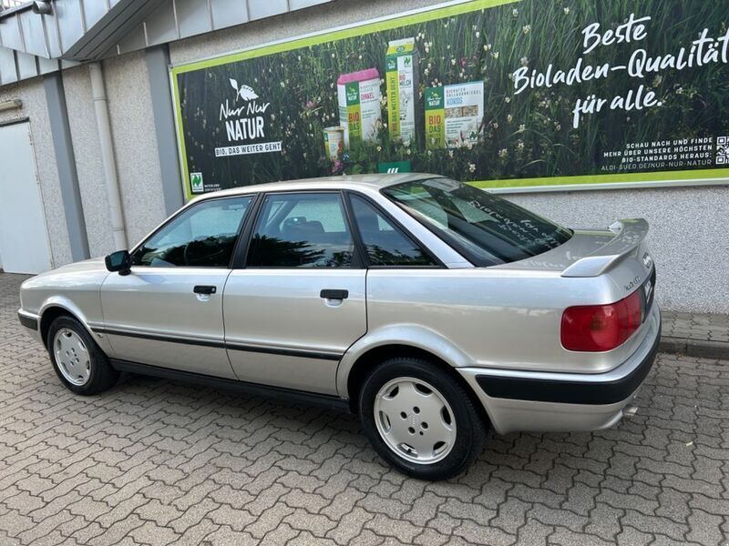 Silber Gebraucht 1992 Audi 80 Limousine | 5.990 € - Bild 1/4