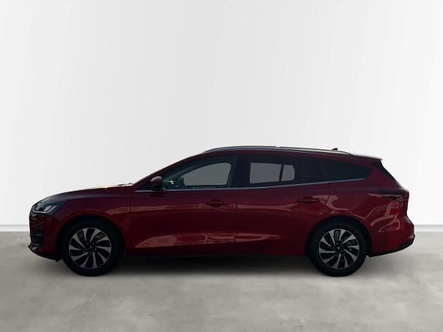 Gebraucht Ford Focus Titanium 116 PS (85 kW) 2024 Rot Kombi