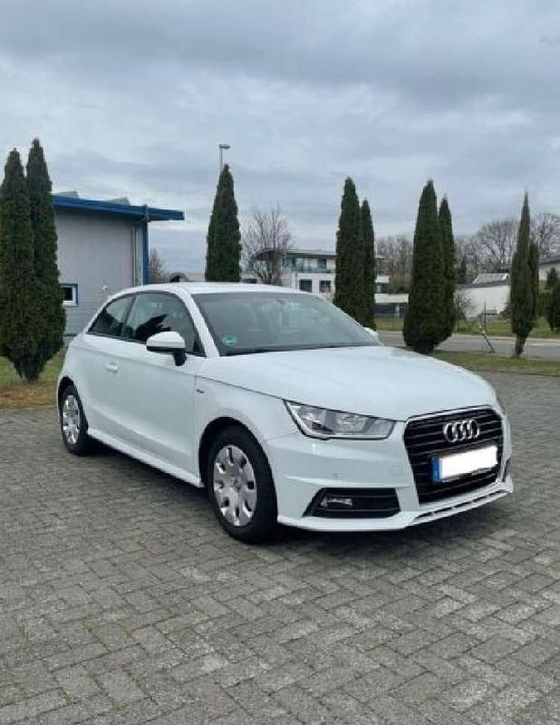 Gebraucht Audi A1 S-Line 95 PS (69 kW) 2015 Weiß Kleinwagen