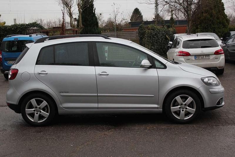 Gebraucht VW Golf Plus Cross United 102 PS (75 kW) 2008 Reflexsilber metallic Van / Kleinbus