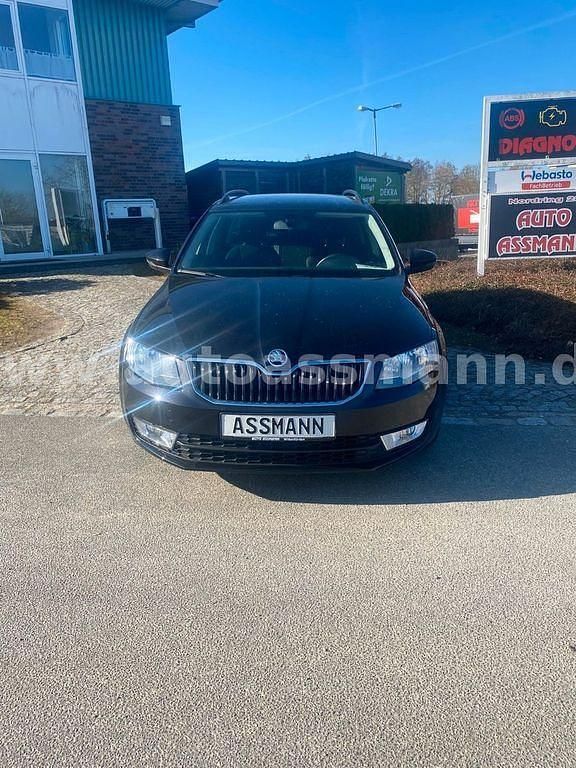 Gebraucht Skoda Octavia Style 150 PS (110 kW) 2016 Schwarz Kleinwagen