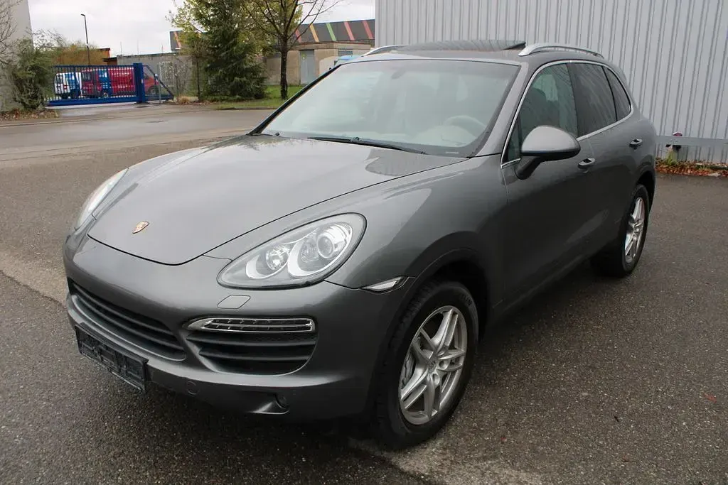 Gebraucht Porsche Cayenne S 400 PS (294 kW) 2010 Grau SUV