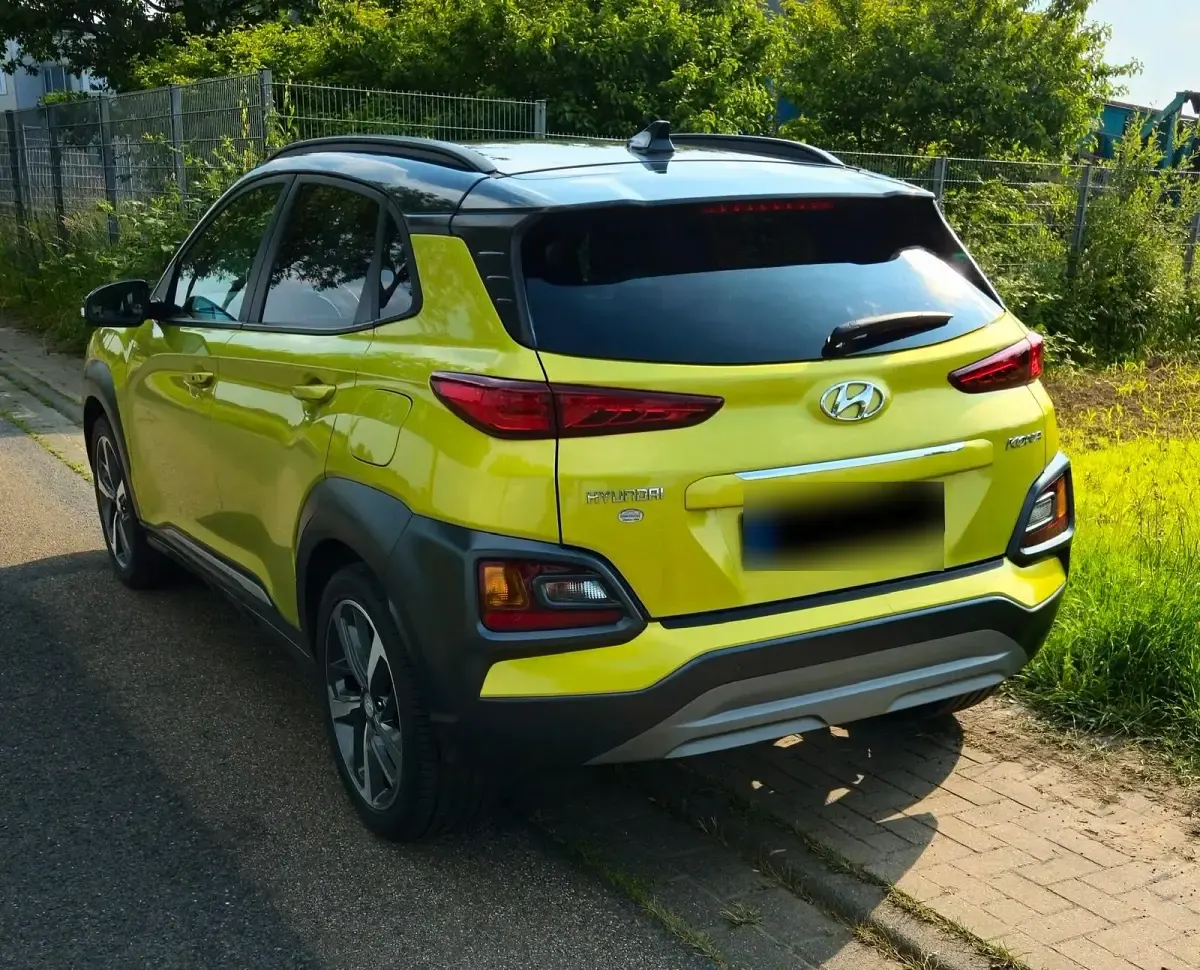 Gebraucht Hyundai Kona Premium 120 PS (88 kW) 2019 Grün SUV