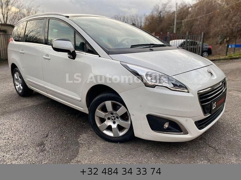 Gebraucht Peugeot 5008 120 PS (88 kW) 2015 Weiß Van / Kleinbus