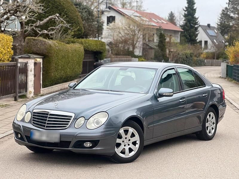 Second-hand Mercedes E200 184 CP (135 kW) 2006 Gri Berlinǎ