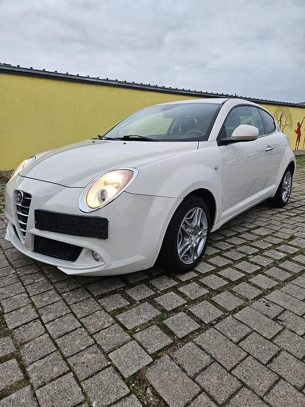 Gebraucht Alfa Romeo MiTo 95 PS (69 kW) 2010 Weiß Kleinwagen