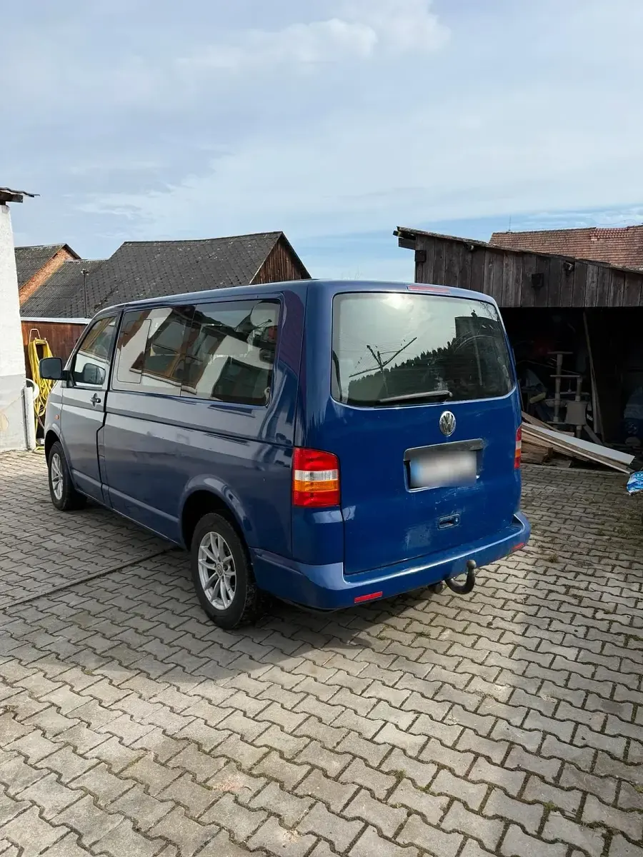 Gebraucht VW Caravelle 131 PS (96 kW) 2007 Blau Van
