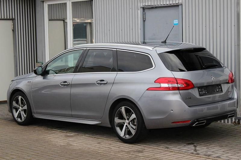 Gebraucht Peugeot 308 SW GT-line 131 PS (96 kW) 2020 Grau Kombi