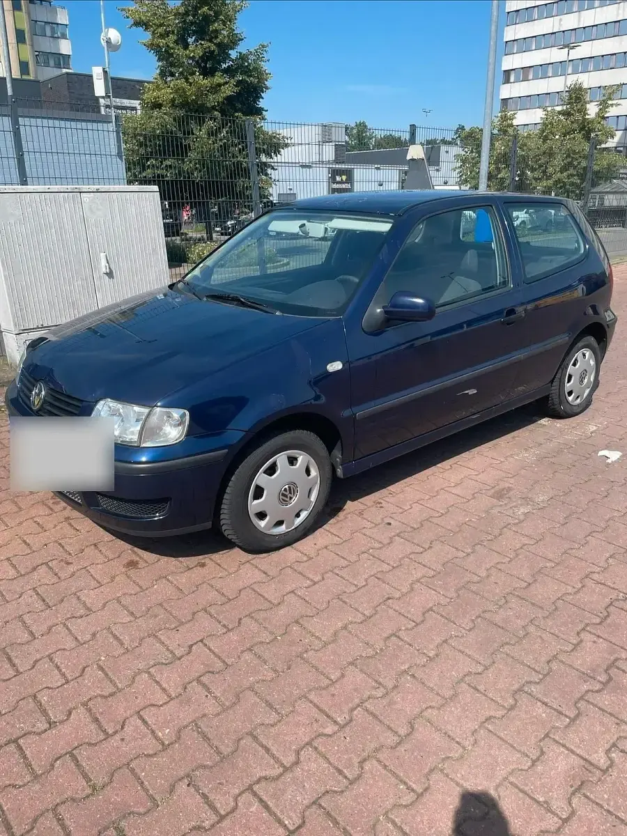 Gebraucht VW Polo 60 PS (44 kW) 2000 Blau Kleinwagen