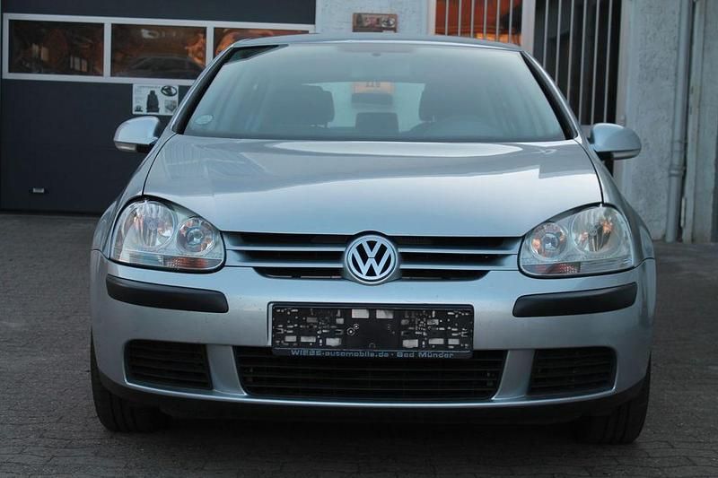 Gebraucht VW Golf V Trendline 75 PS (55 kW) 2004 Silber Kleinwagen